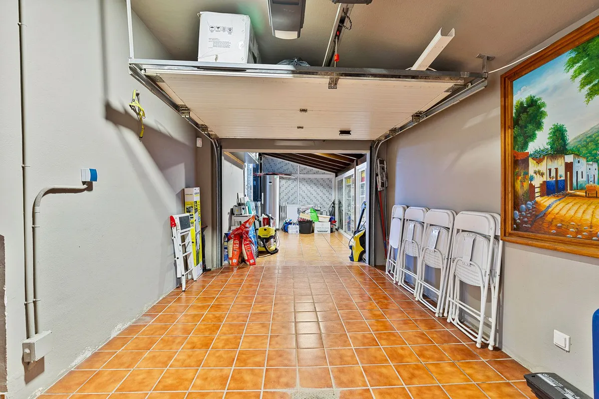 fd6b68eb-4637-42eb-80f7-e4263e88ebde