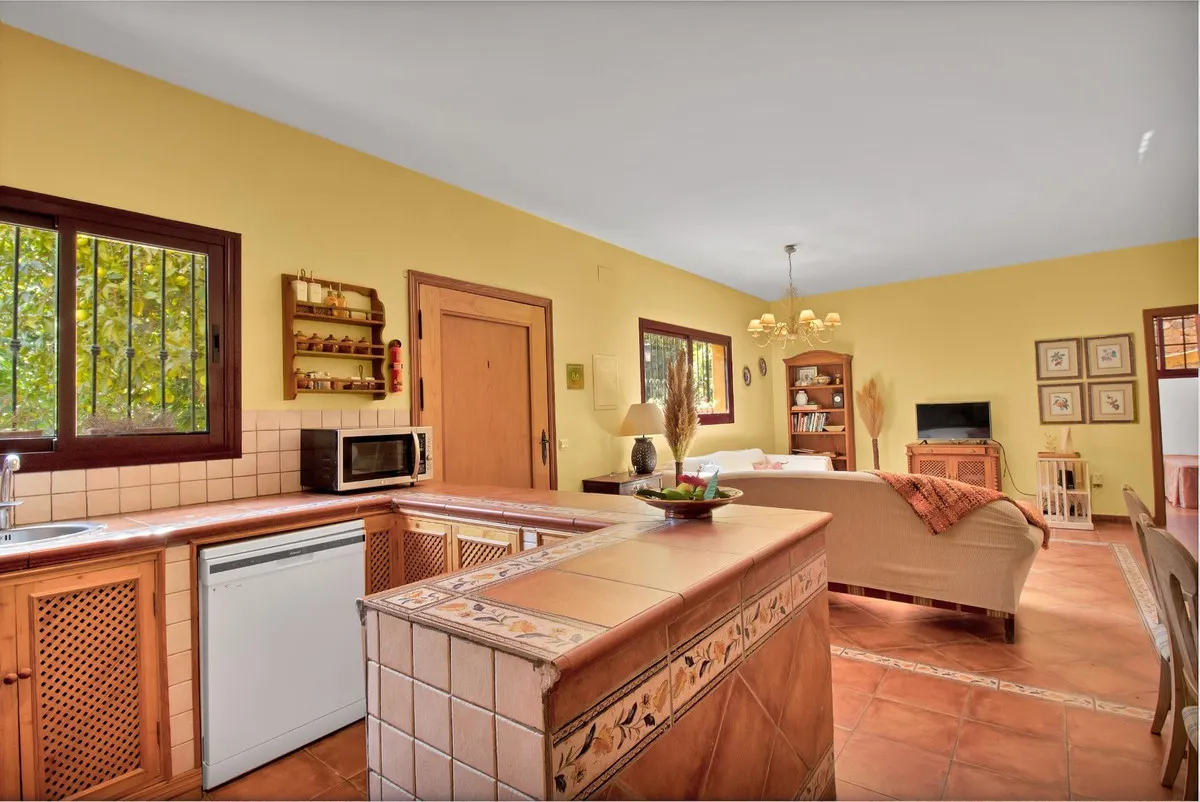 167bd65b-c62e-4233-a349-66b0152344bc