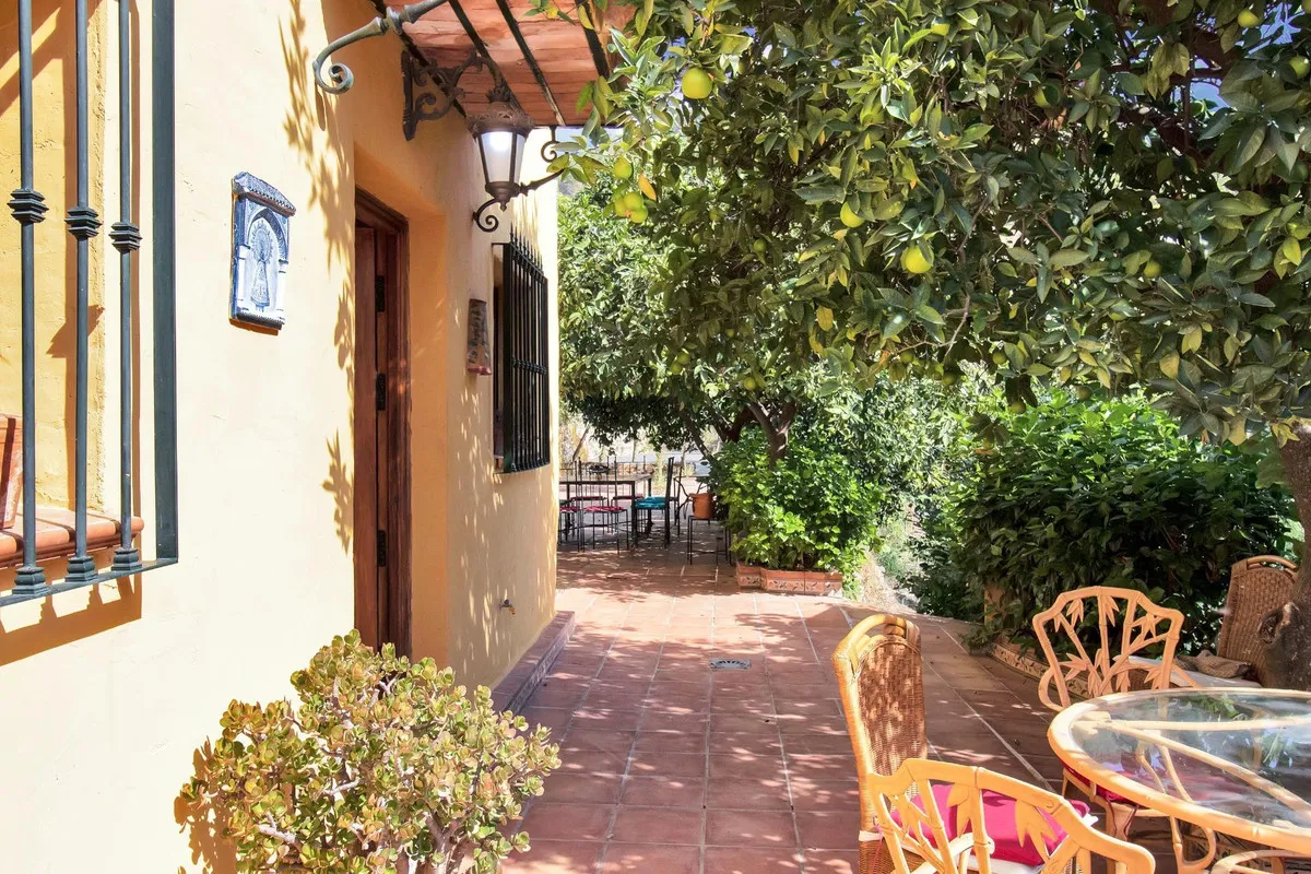 3f6416ad-13ed-4367-904c-1570e7ebfb57