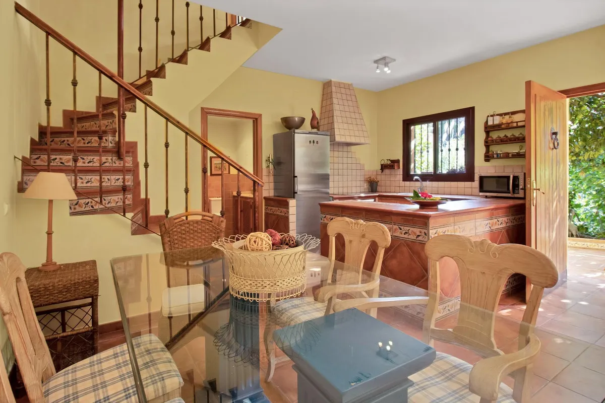 5f2e8102-6b81-4661-b4b4-d4356ff47fc0