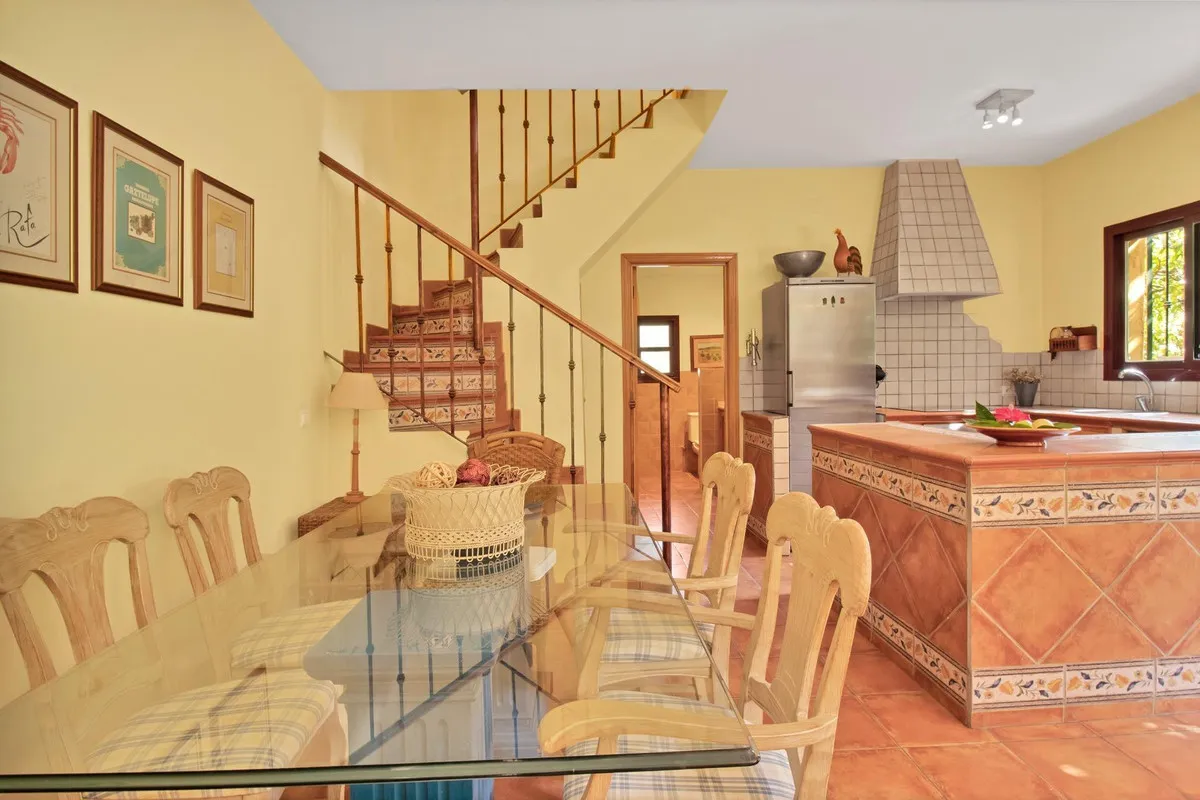 a06c38e8-d2d0-4ba2-a1c0-c7a51a10ef20