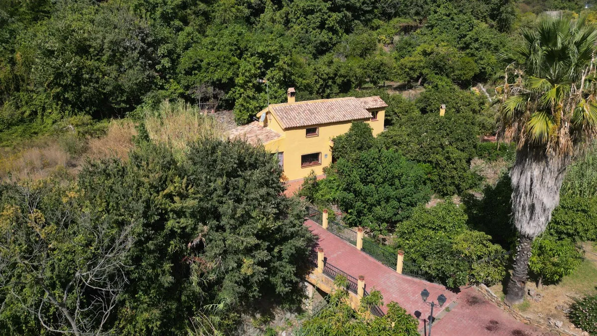 bc205ccf-32ac-42e5-83e1-0250bddfc0c7