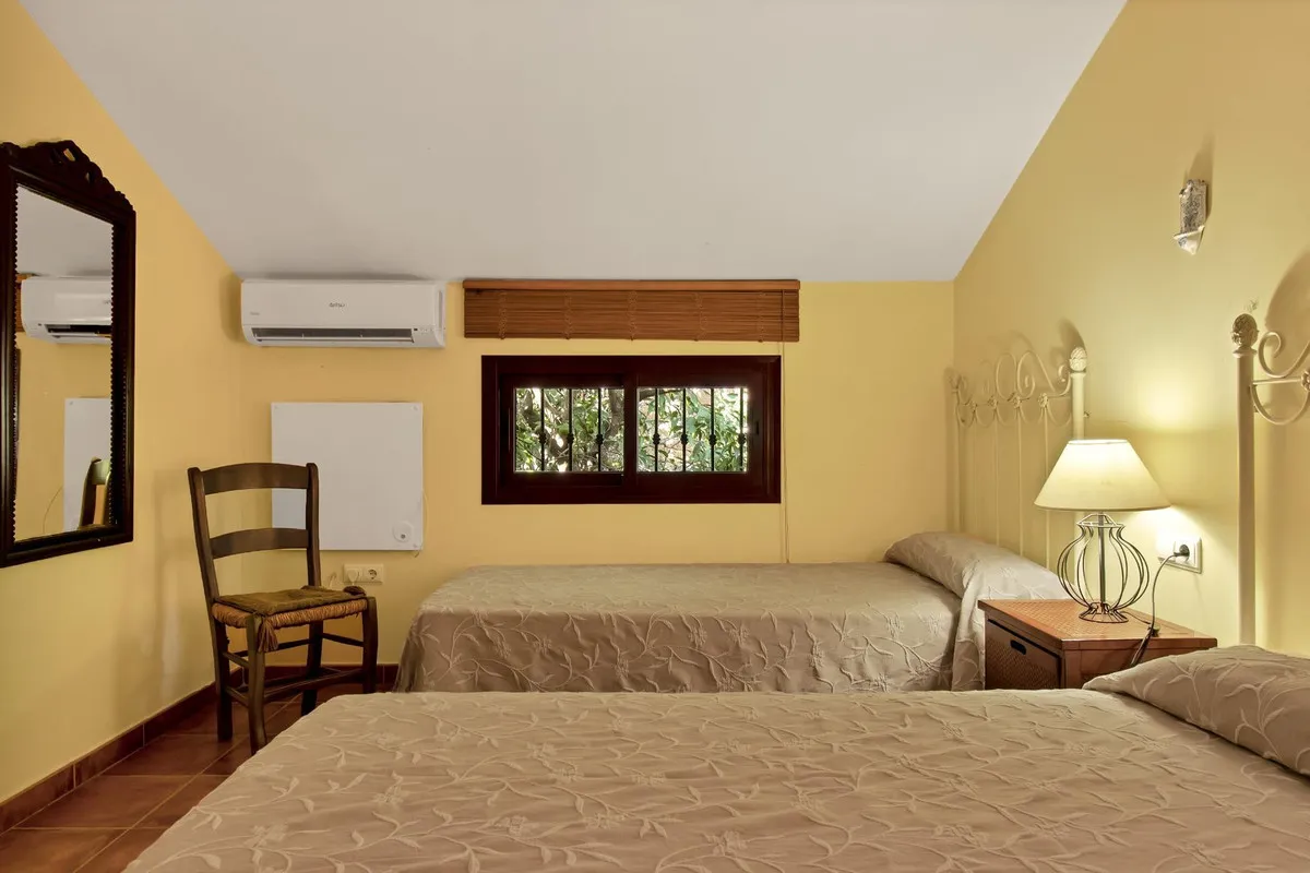 ede09d3f-59b7-4c7d-8c72-07439e3af531