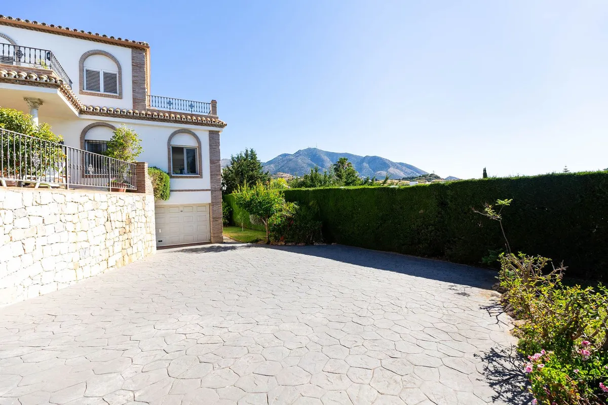 0cc11a33-e4a9-4626-851d-071ea35d60eb