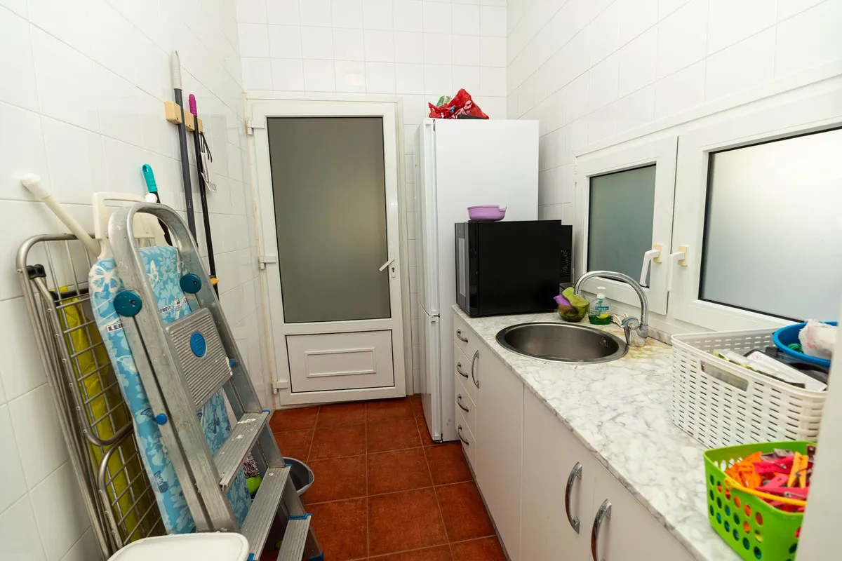 8cd59f50-e834-4a5f-8f31-6d8a0829d033