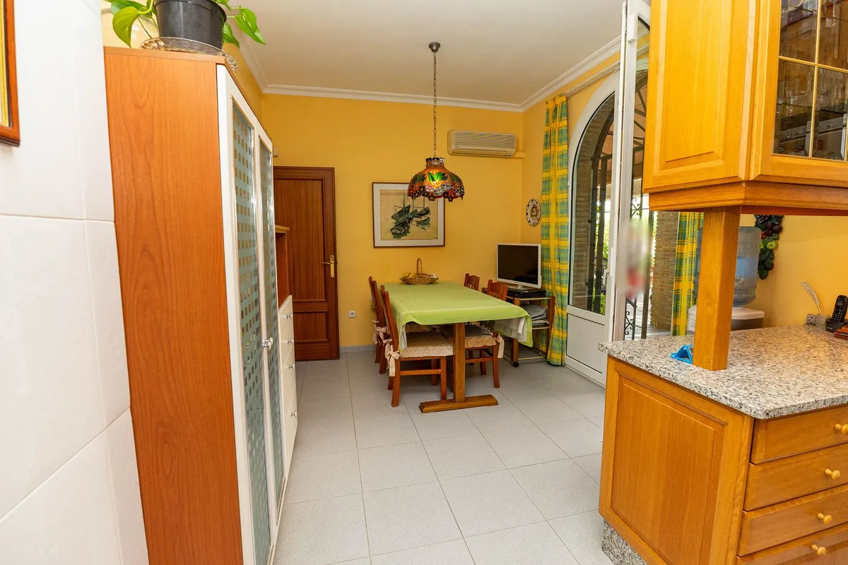 ca861b75-d0e2-4d44-a634-402863dabb19