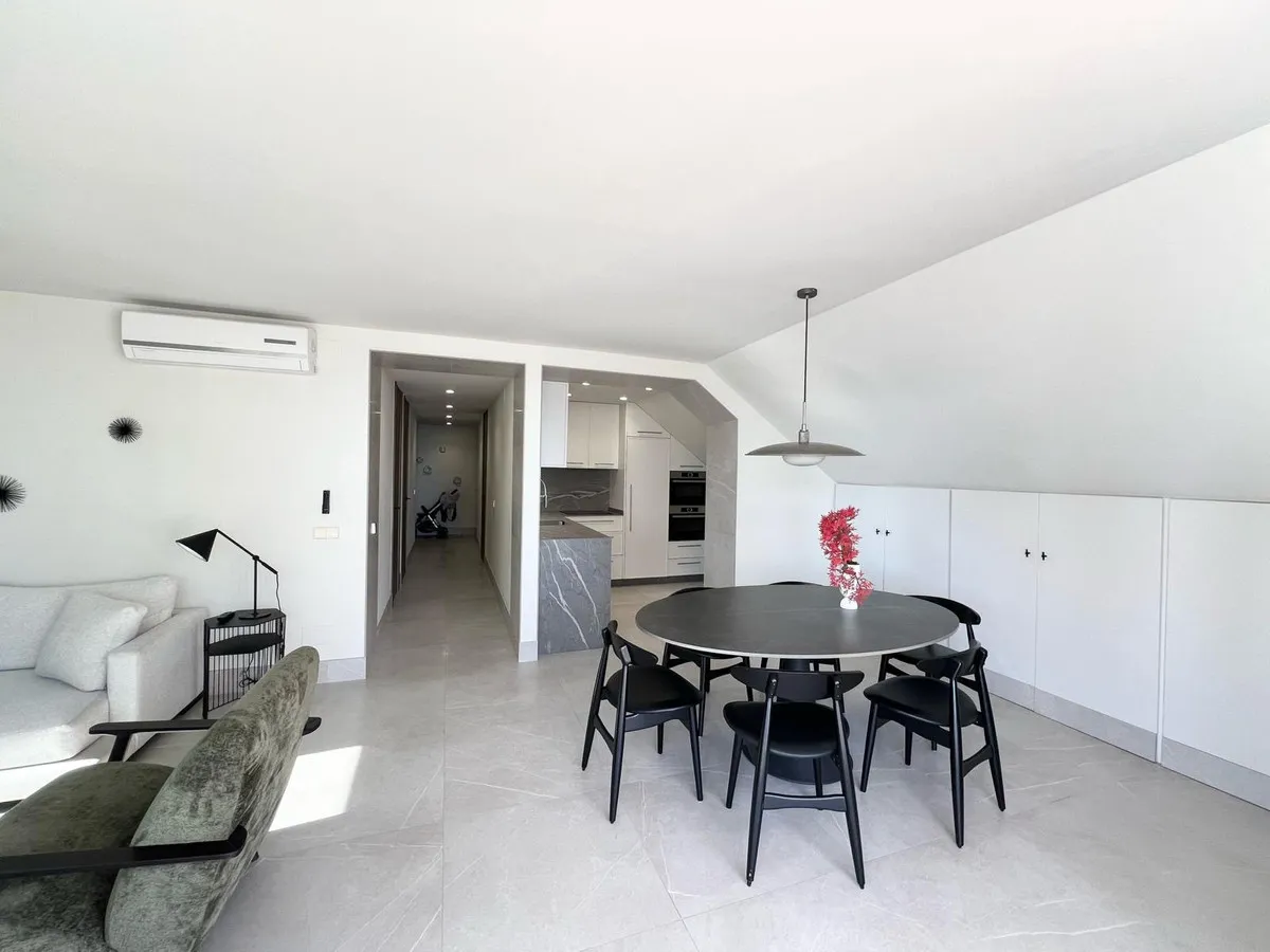 9d5a48b5-d9b3-43b4-8525-d714a1dd432b