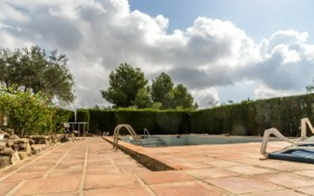 d00b90f7-fd9e-45a7-806c-2cae2b3a82c5