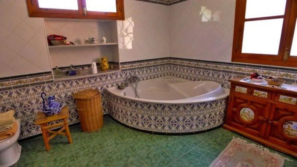 5b2bf8dd-a0af-4a0f-b6a5-38312ea02d7f