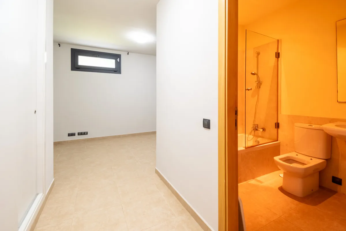 5957a75d-1710-4432-9927-d1e7fa674767