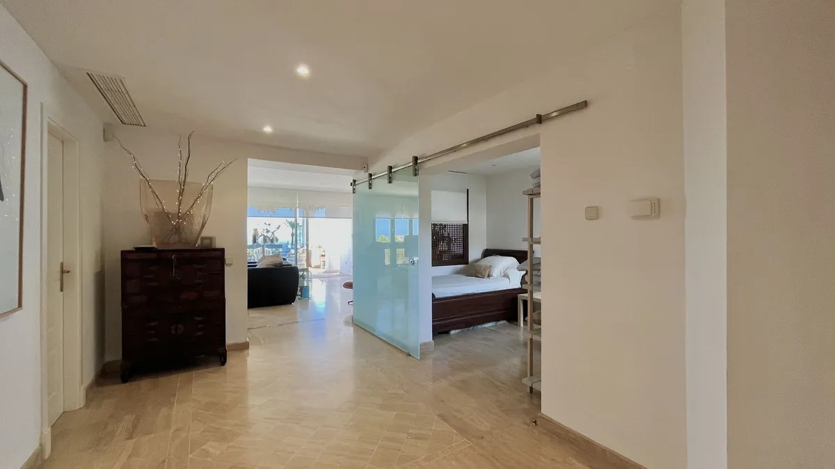 0ec3ce91-ac33-44a9-86f4-9f87b1bcdaa1