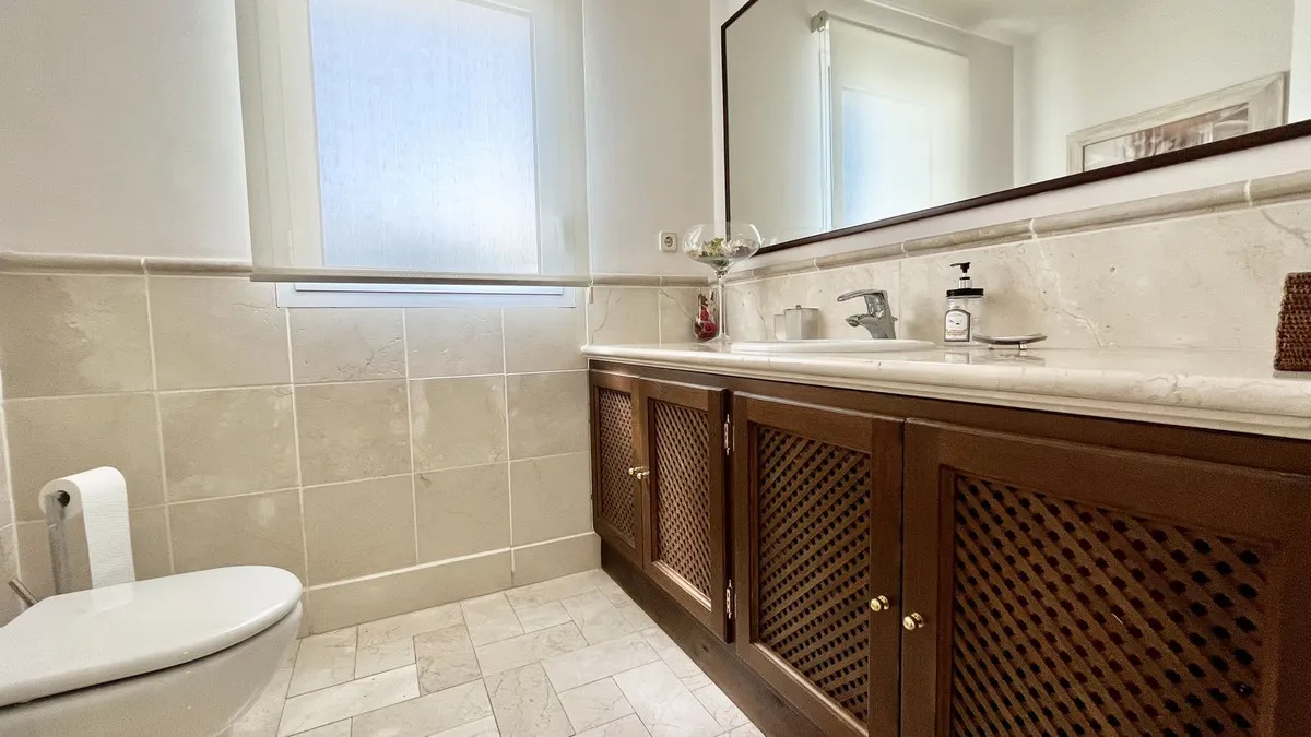 5da0098d-124c-4c7f-805c-6a772d4c089b