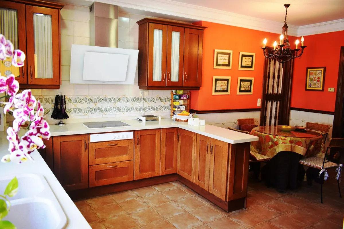 012d15b0-99a7-4828-9c6f-af2300eb7372