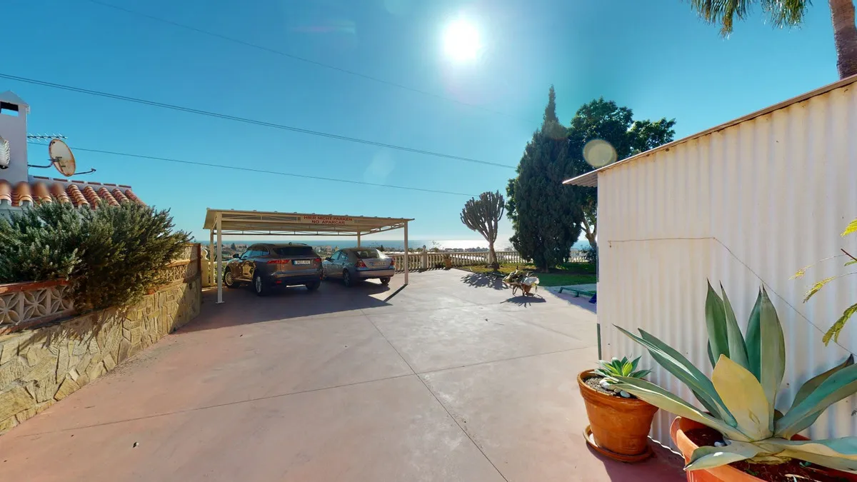 2e713f9a-73a4-4f27-b129-48dbfb1a7e97