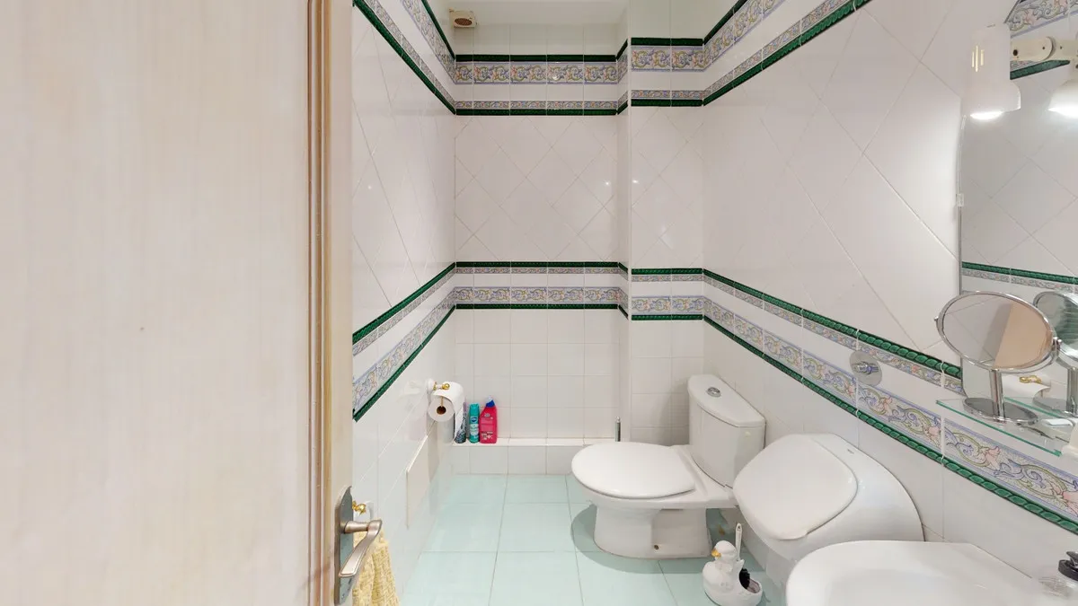 4fb26dfe-238b-45d6-a048-b0f90bf09a40