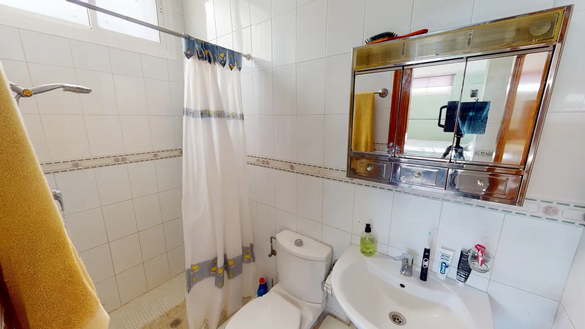 5f225d24-7df2-4c20-9c81-a6a049bc371d