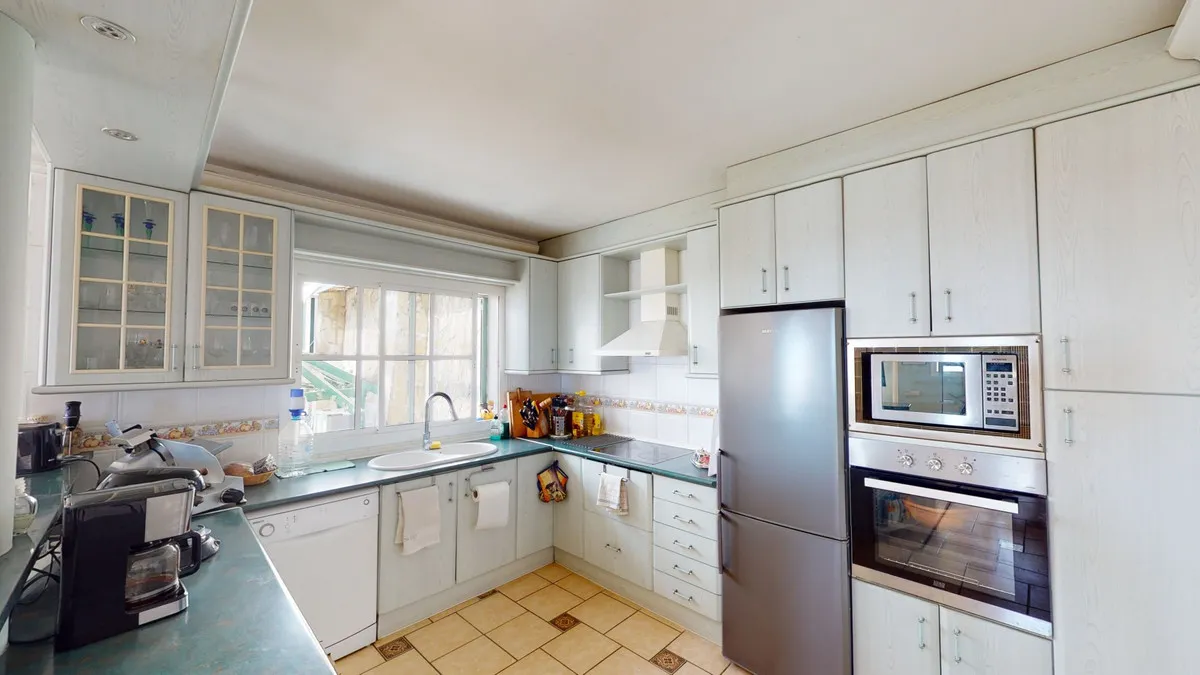 d100e42d-b2f5-41f1-8107-ea997fa65b70