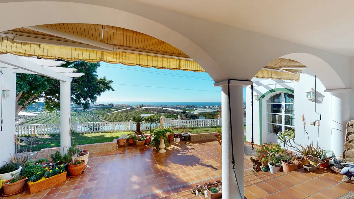 f4d2ffaa-92d8-475d-a1f5-8cd1911b77ab