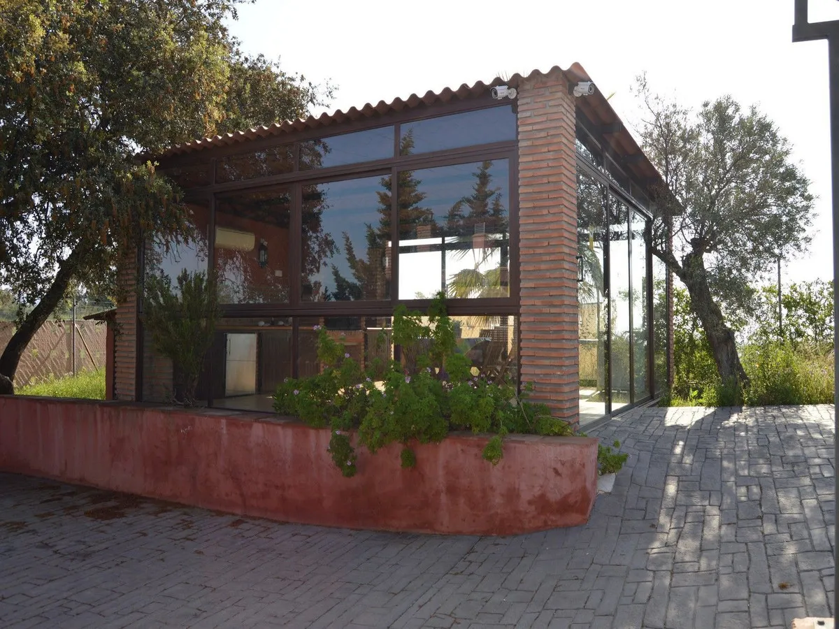 61b012bb-f6b0-4da3-ac17-fc4c6ebe481a