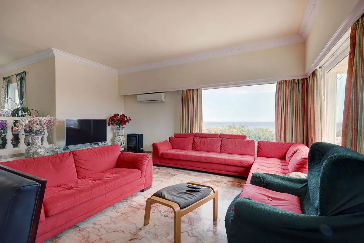 e3d99850-b8eb-4f9f-880c-151a7d87f866