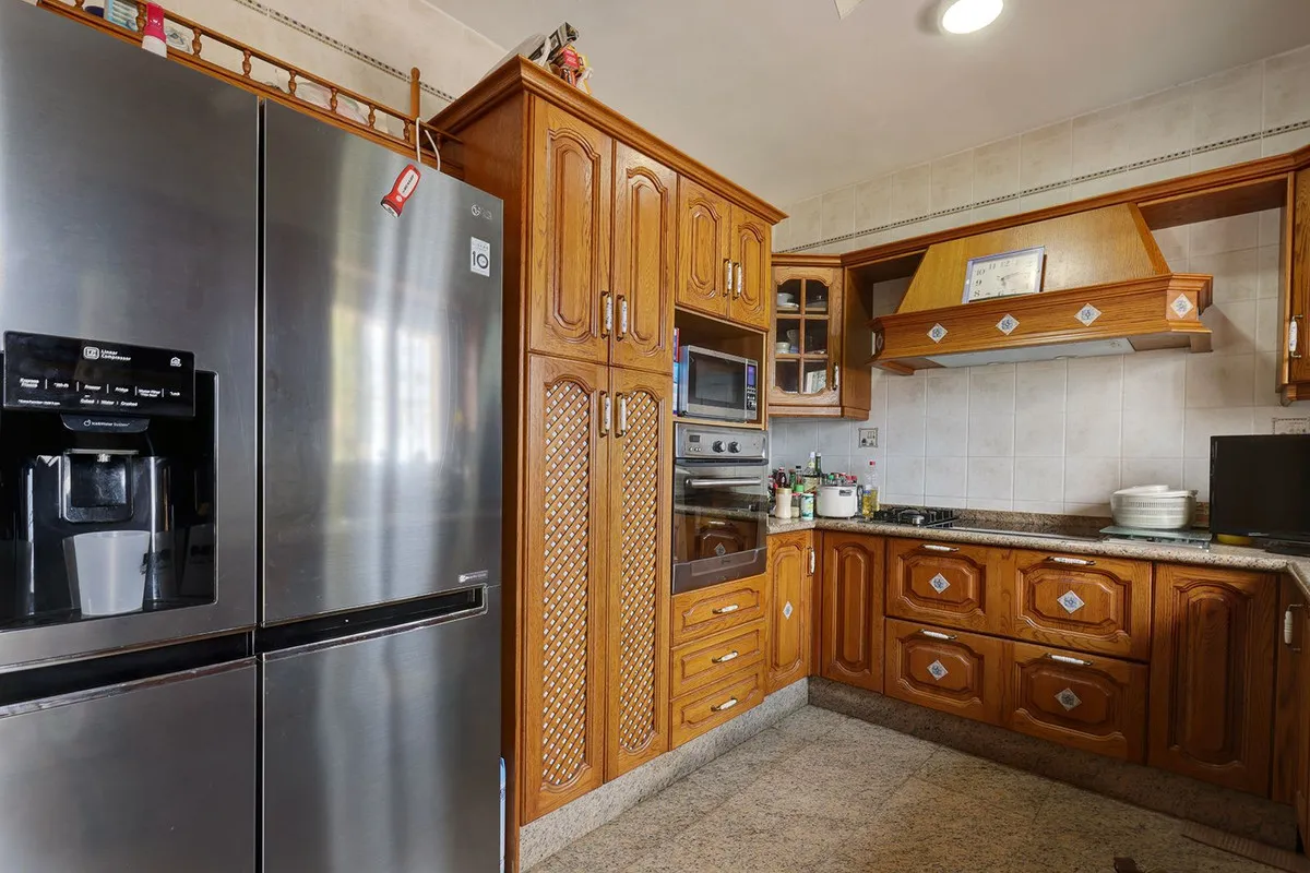 f3d9eb1b-1299-4b6f-9d3e-58527bca7cc9