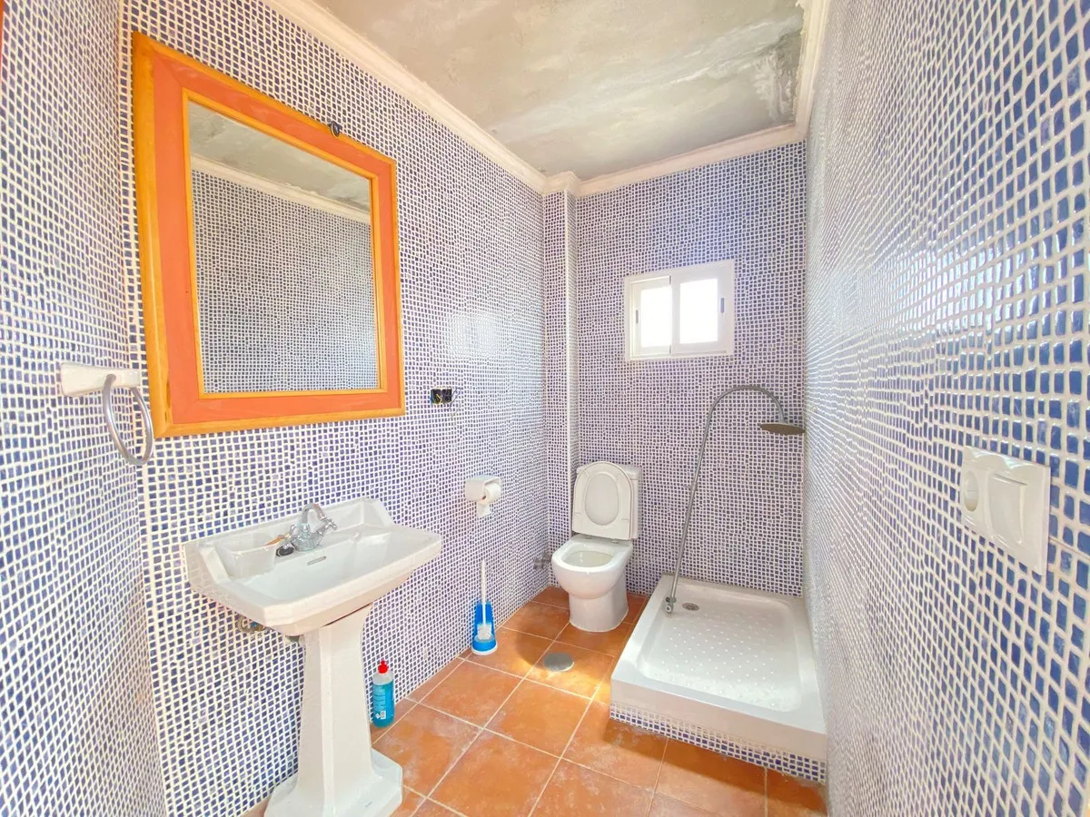 81aeebba-d453-4b05-b1a6-2bdf0bfa74b8