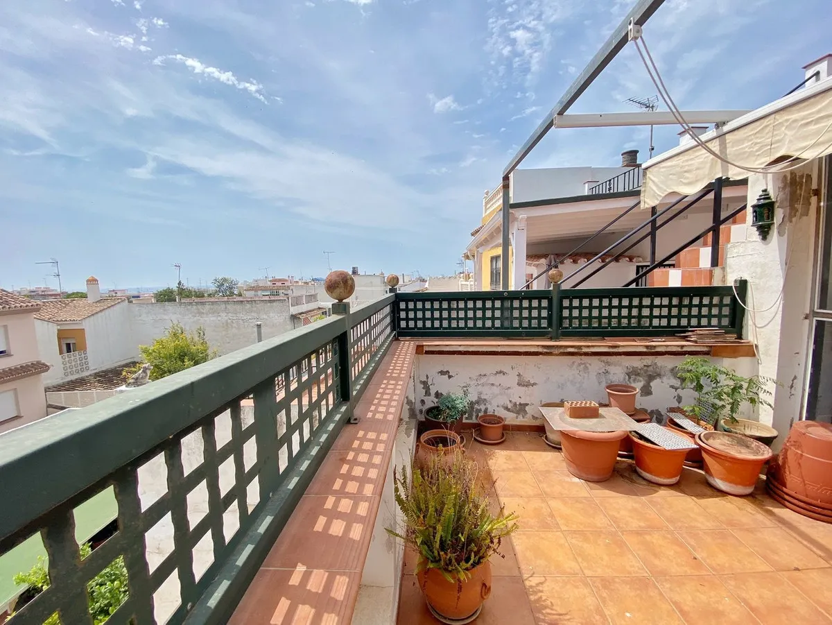 f492f4c6-27c0-47c5-89b1-5e17173acac3