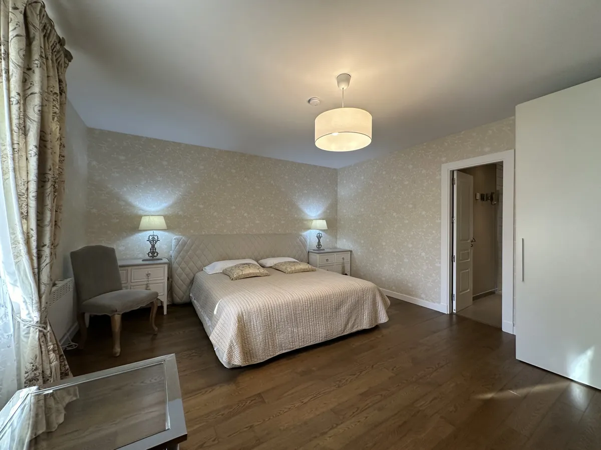 05e040c8-7331-4d2a-981c-8764c1bd26a0