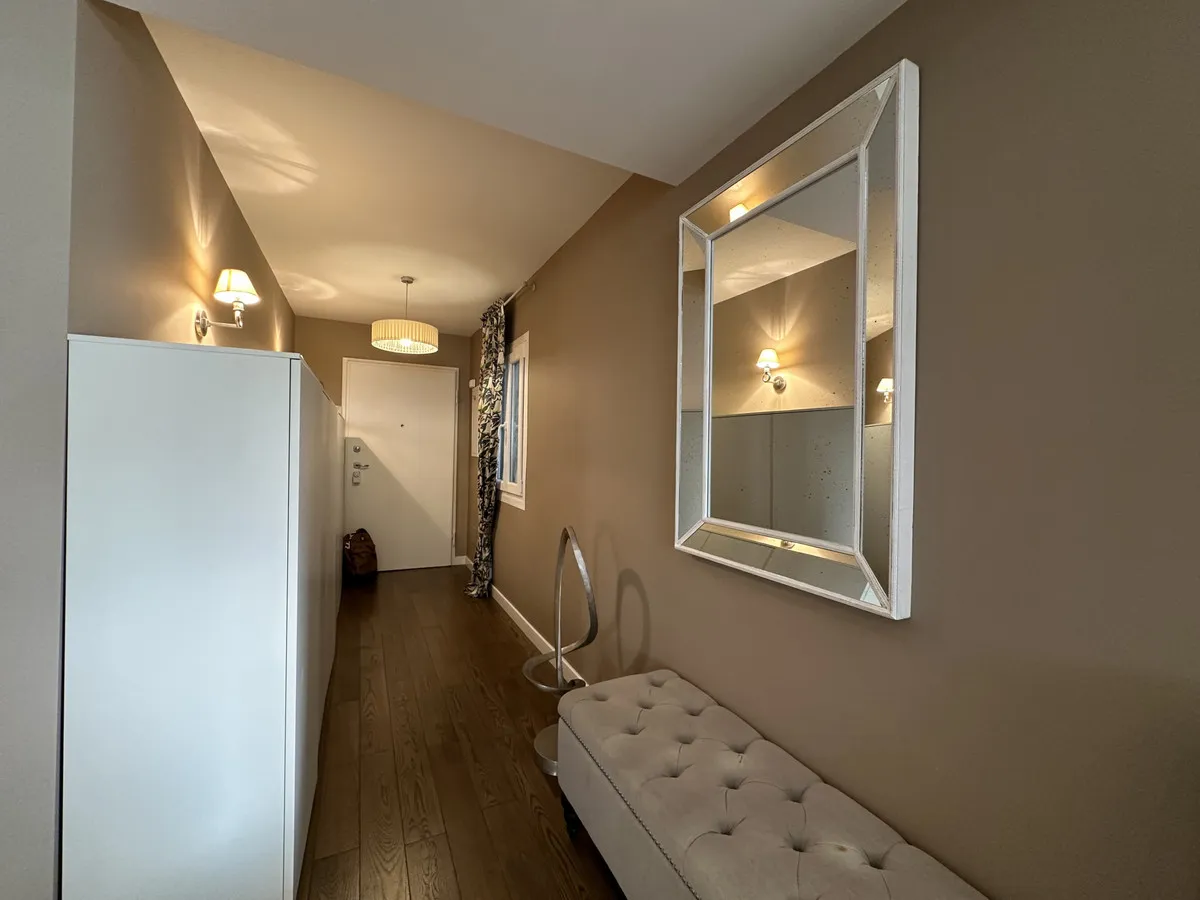 bc205a8e-1370-411e-9a31-607a073efffd