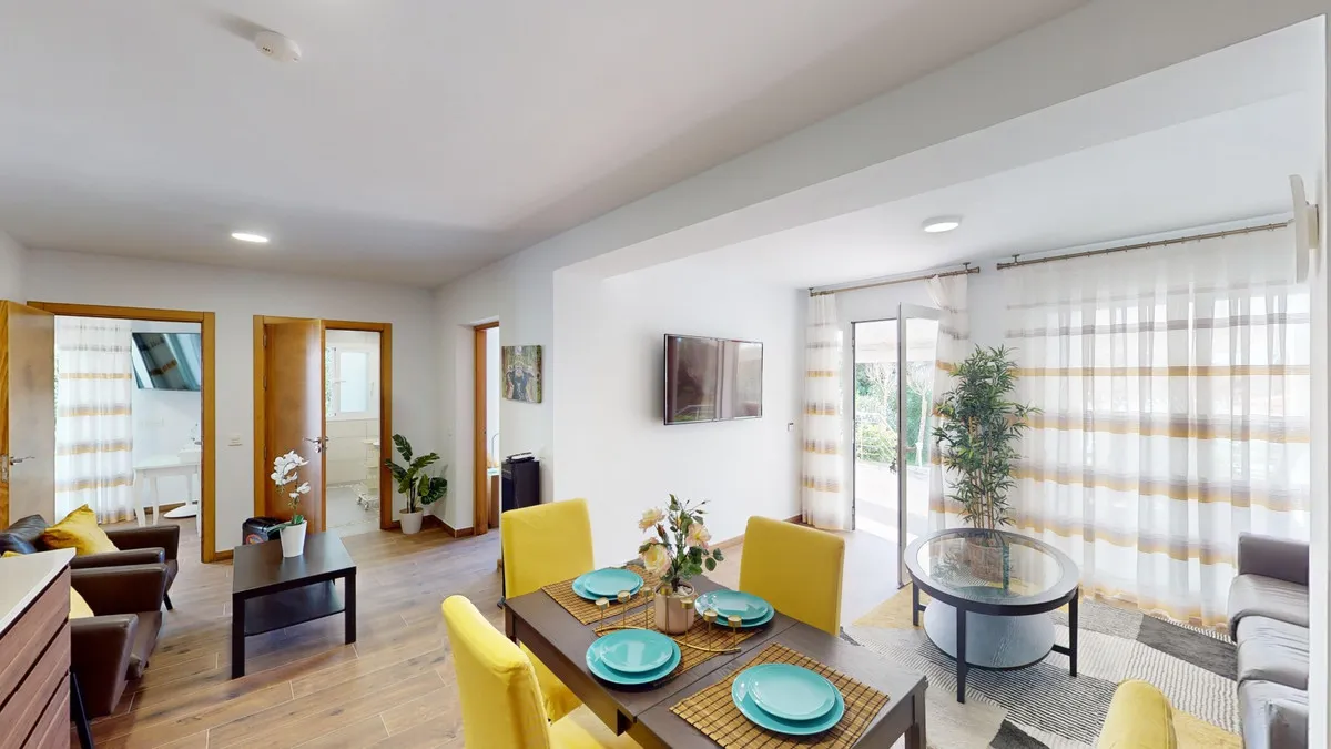 1992933b-b01e-456f-bb28-55e58645df24