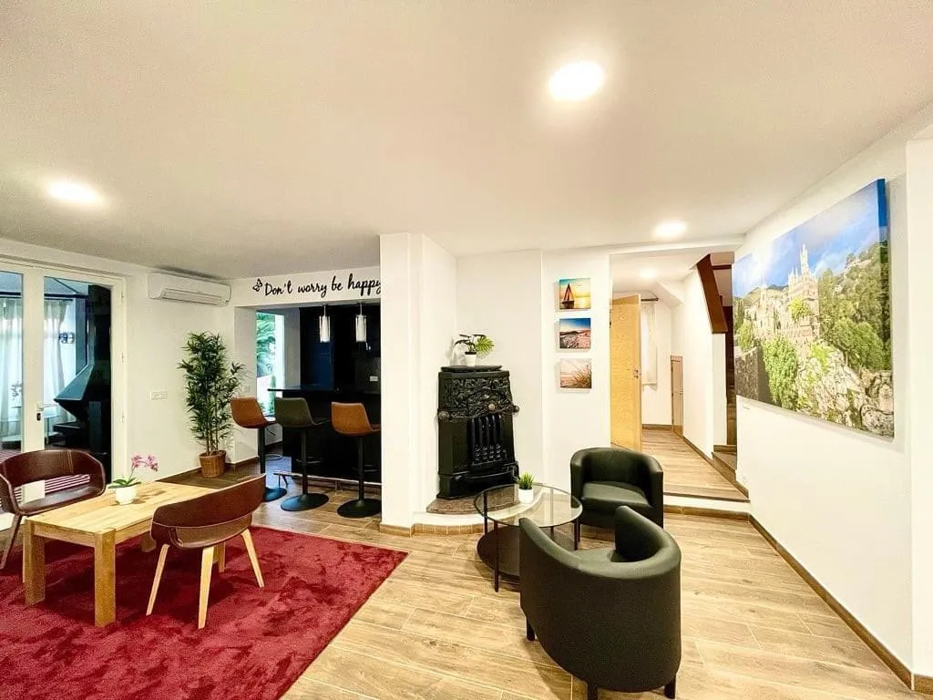 b28bb246-2590-4e10-bd2f-b1ee06cfb456