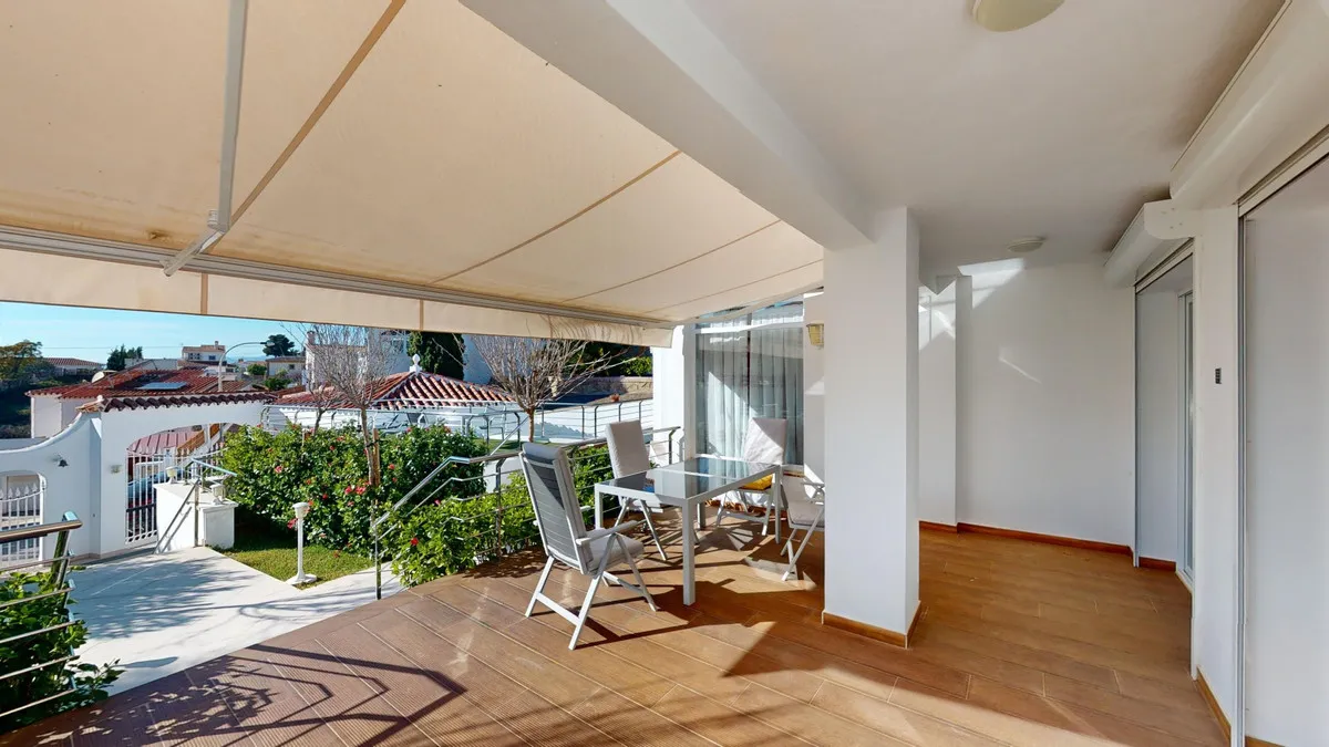 d8714220-757d-453d-825b-1cabc26f46da