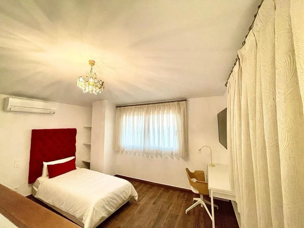 dac2ea54-4e01-4488-aed2-b3e0cbe0031a