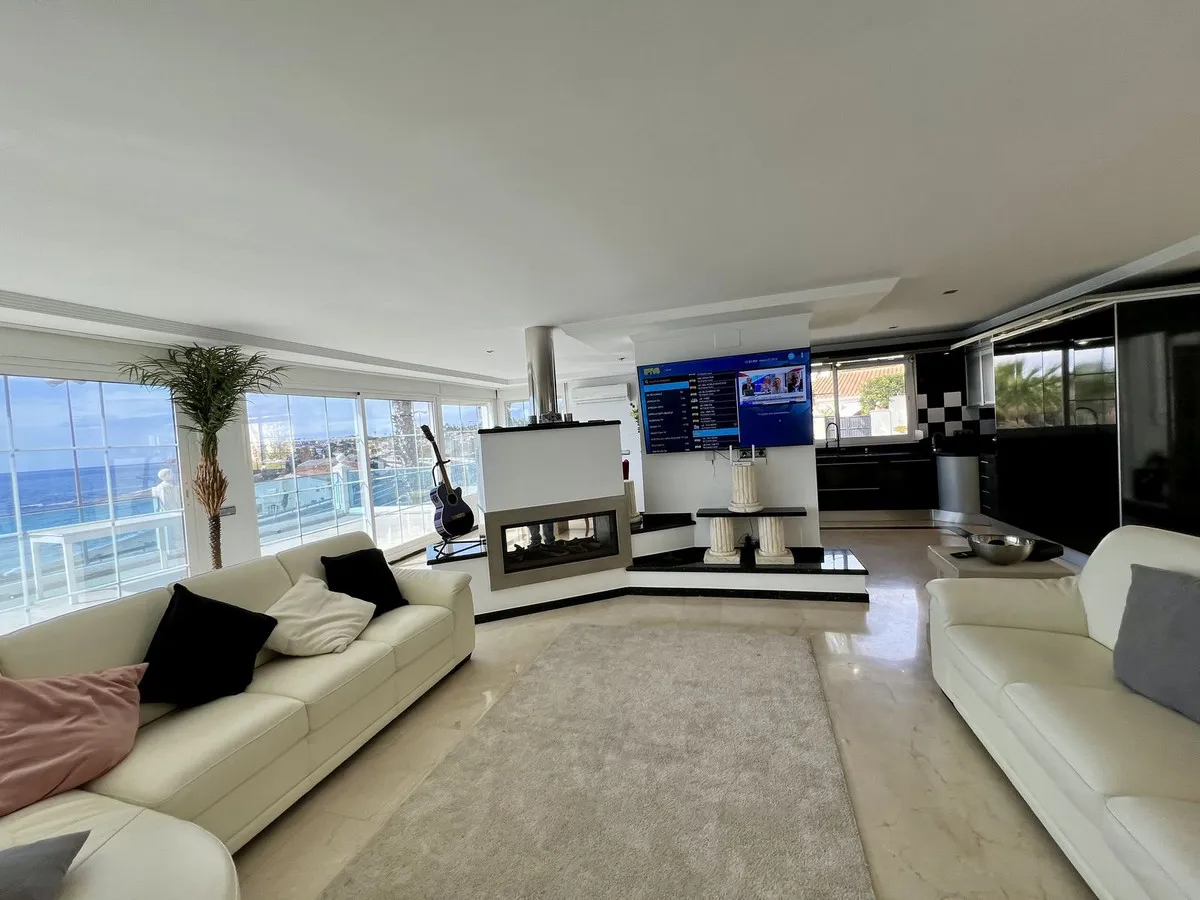 58ebc354-caea-4312-b44c-de570c07c2e8