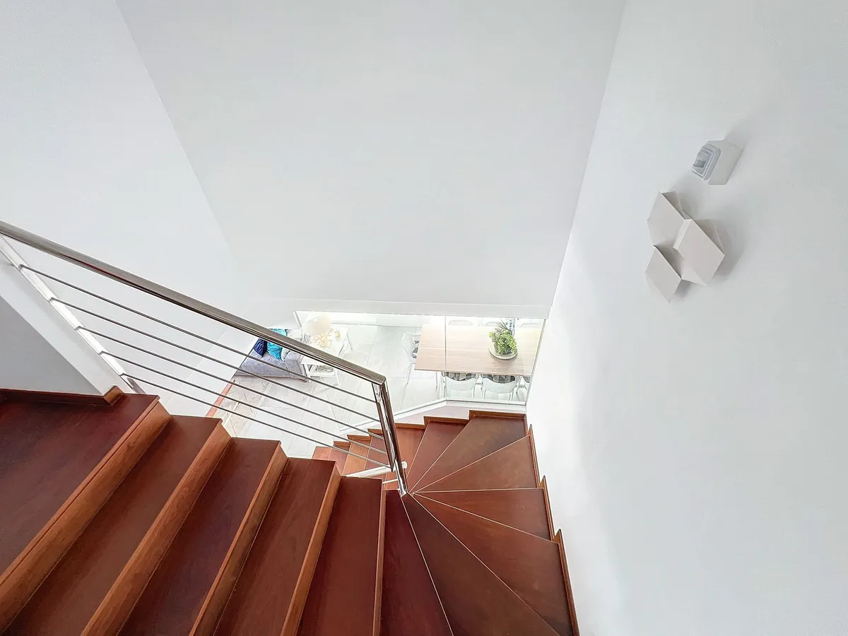 03759a80-2baf-47df-ac59-6c15371b40c6