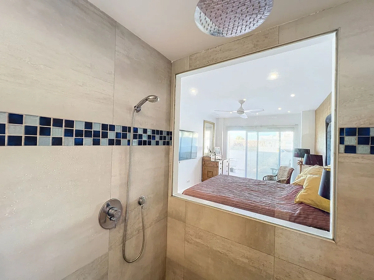 10f80d5c-3e7a-4c85-b4cf-16d85b2df8d0