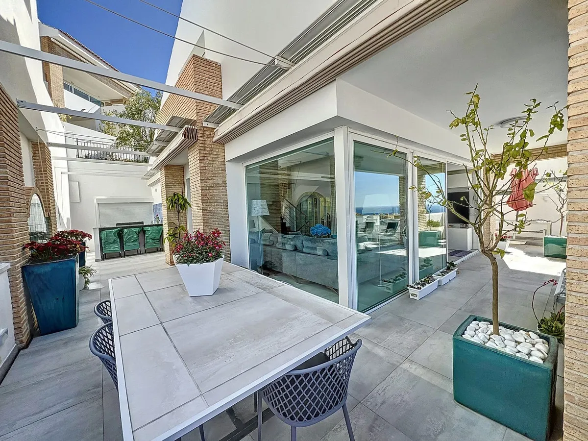 6a60a721-a57e-4168-98d5-aee8cfa3b6ce