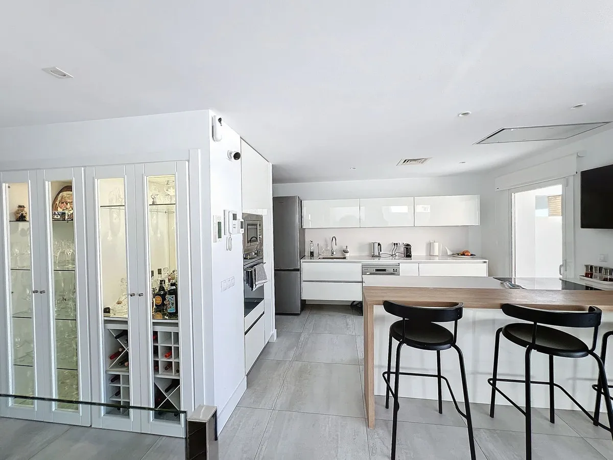 7125be74-36a3-42fd-8bf3-23c19a2d43ec