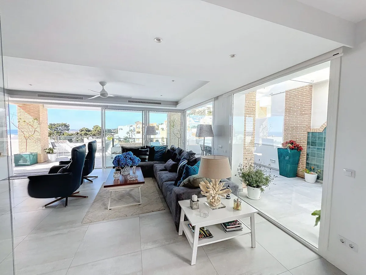 dcf3e9fc-ad22-4cce-83a8-adadb0e20bb1