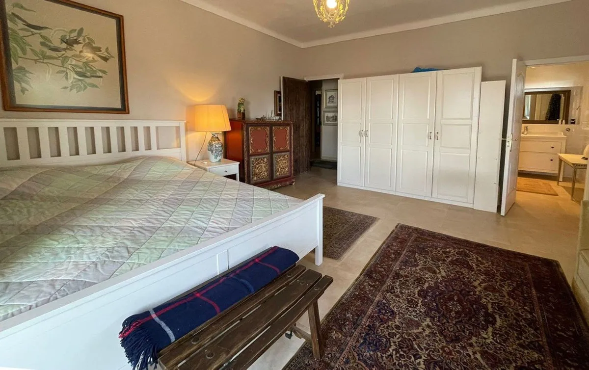 6e03b9b1-a5a5-4669-88d0-1a9e6d10dfc7