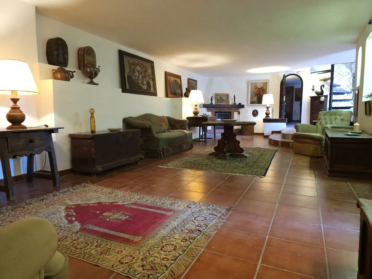 6eef0318-8bb4-4e56-918c-6e5ae61c8991