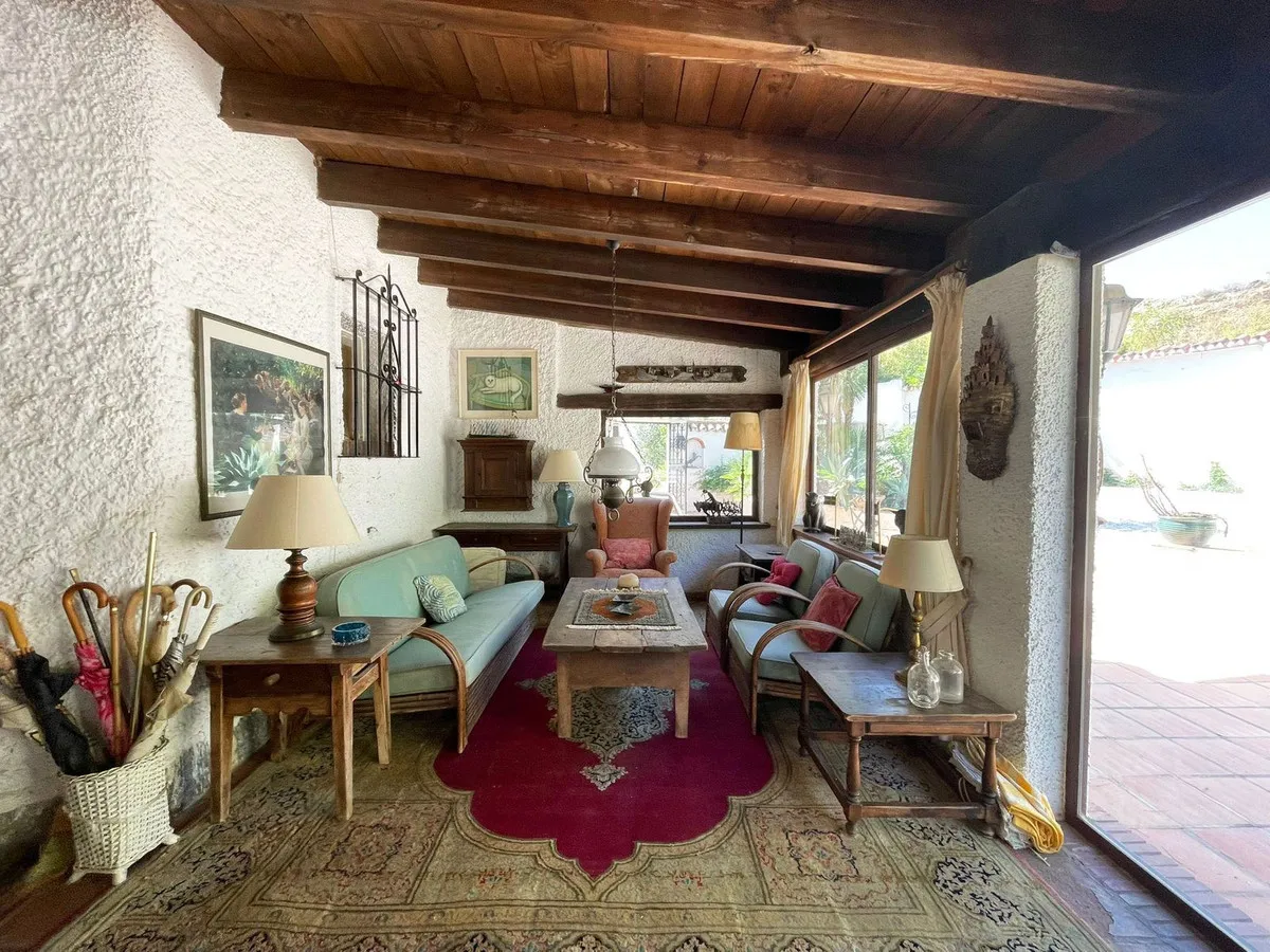 9de3ef39-530c-4c4f-b019-816fec853e63