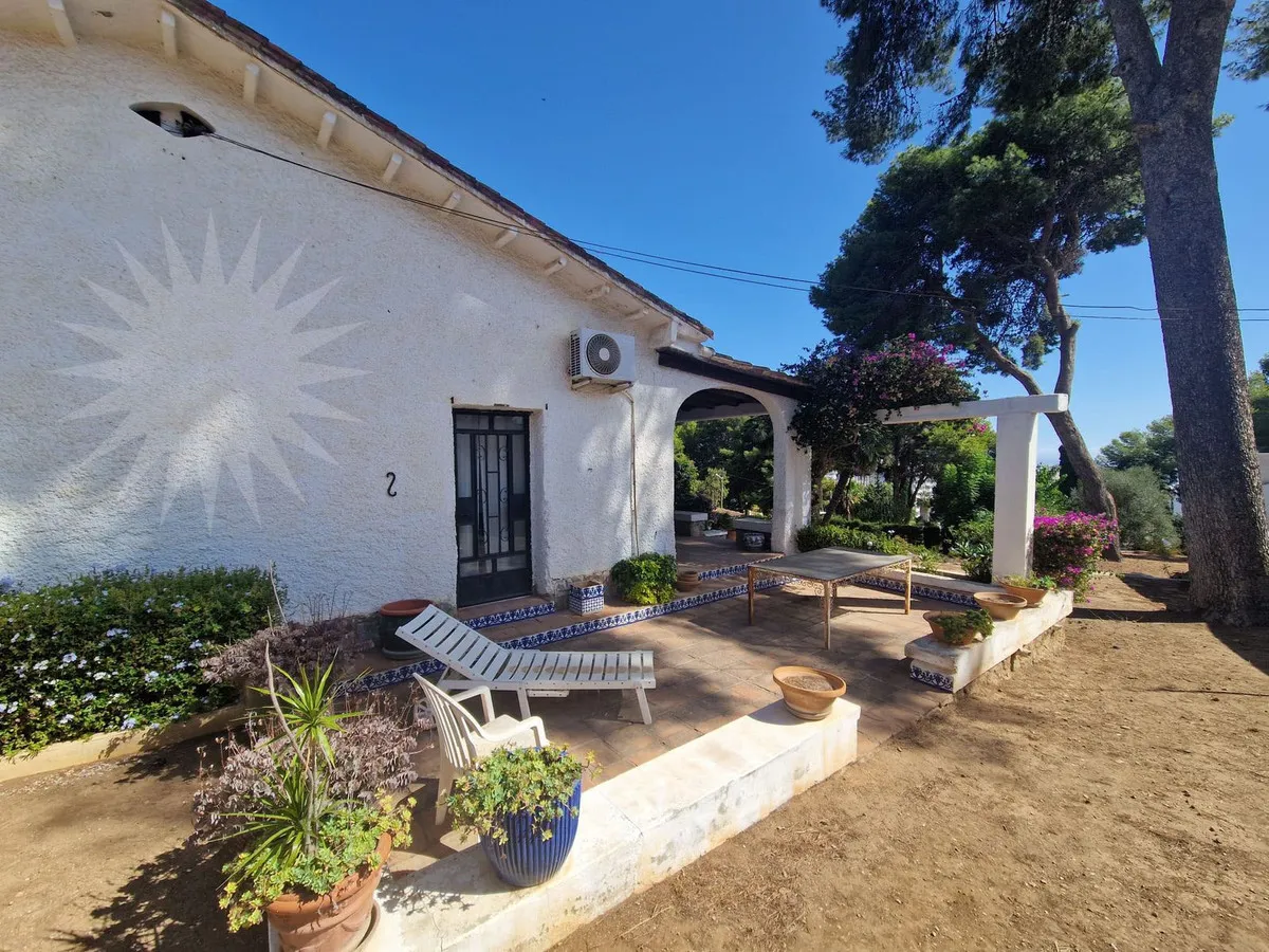 d8dbb0e6-adac-4f95-bb57-45e2982fd40c