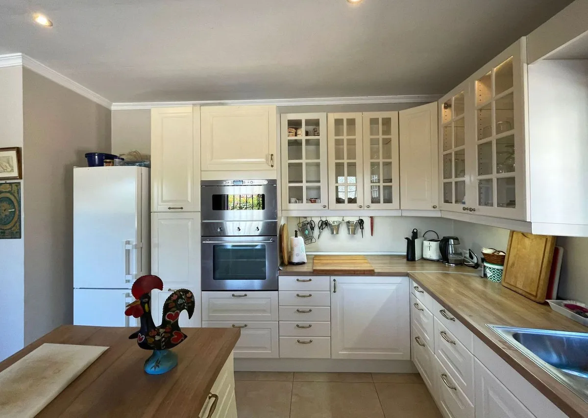 e63facd1-154d-4ca0-ac34-72e2db6dac3c