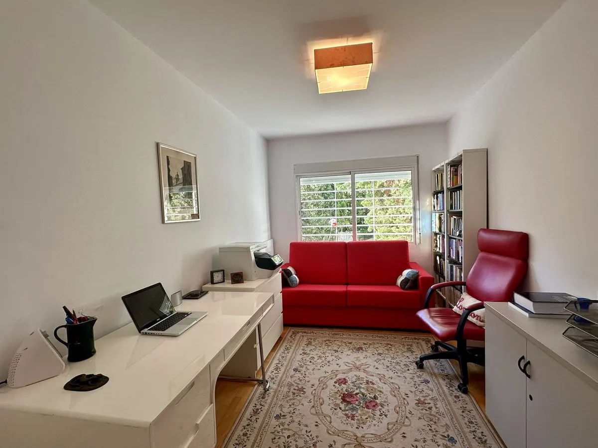 147394f0-449d-4f3e-abd8-cf12af037cdb