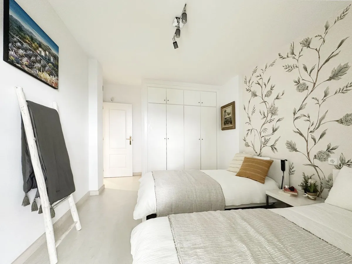 563ec0f1-44a0-4614-908a-a54e017bd24d