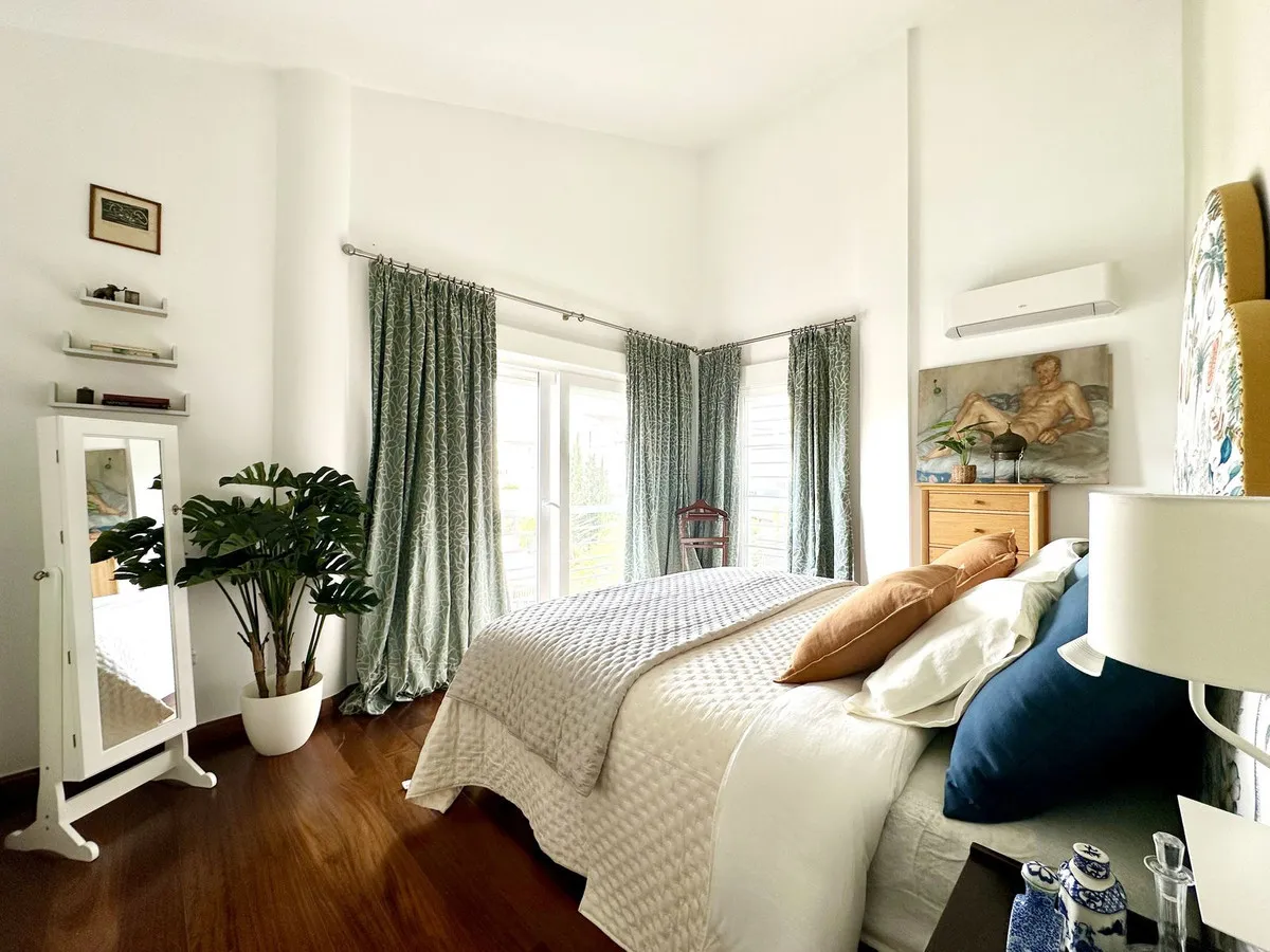 6576f23d-66e5-4e9d-b04a-8d4496eebfa6