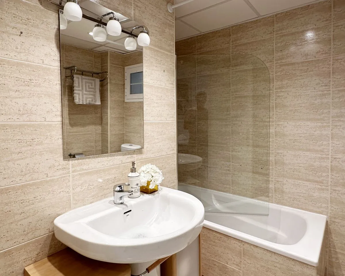 b7134035-0d59-430c-bea7-942c863059fe