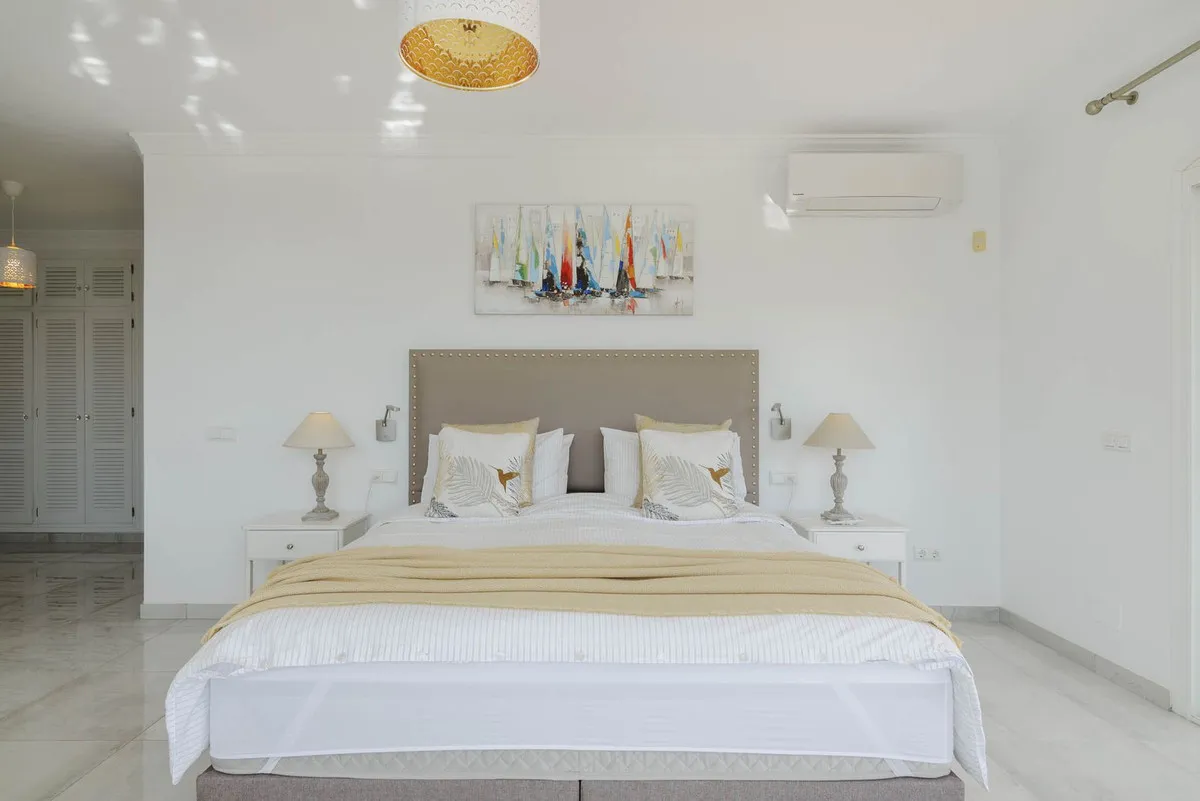 10edcb54-77c7-4e2c-8fa3-5641c49d2fcf