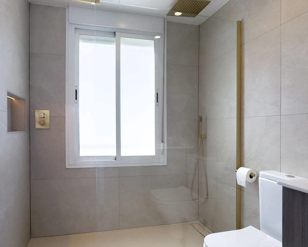 54d1e467-e0ed-4572-a23a-78dc049b0e83